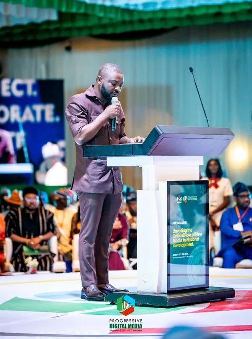 Segun Dada, the President’s Special Assistant on New Media addressing participants at the 2025 progressives digital summit